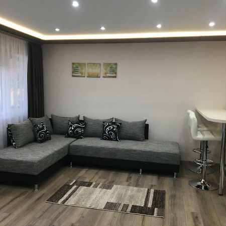 F&M Apartman Eger Exterior foto